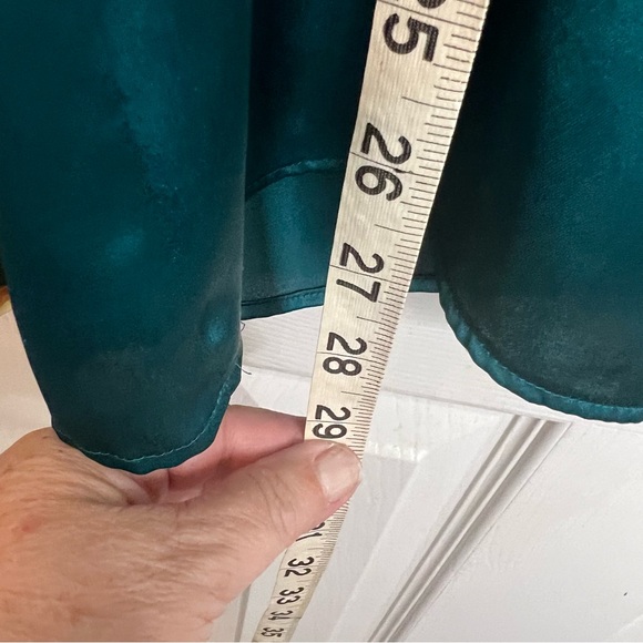 Maternity Blouse Emerald Green Size XL Motherhood - Picture 4 of 7